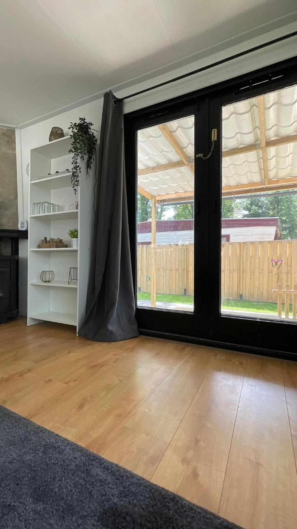 Chalet Kokomo - Gelegen In Bosrijkgebied Van Drenthe エークト エクステリア 写真